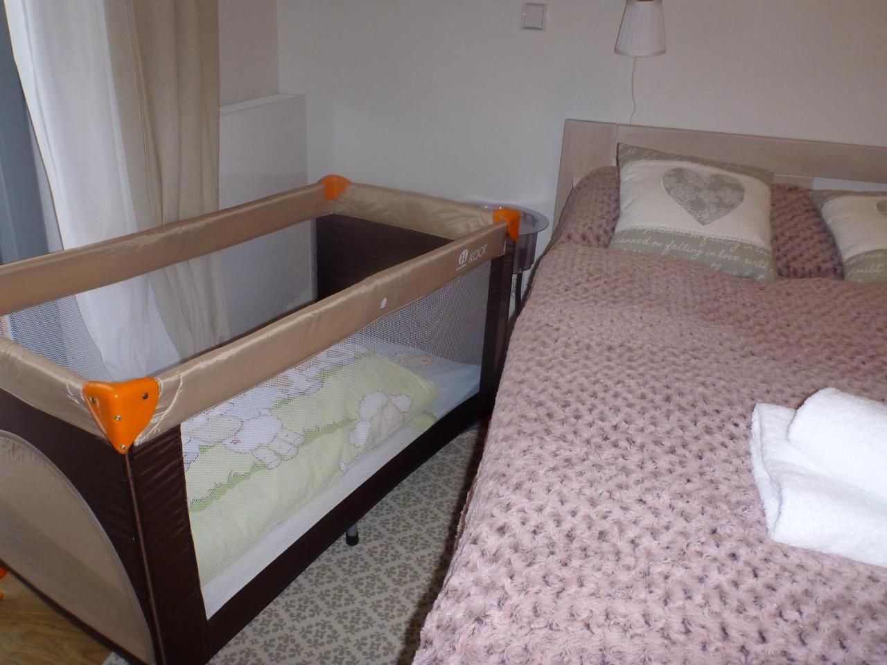 Apartman Jestrab 5 Janské Lázně Buitenkant foto