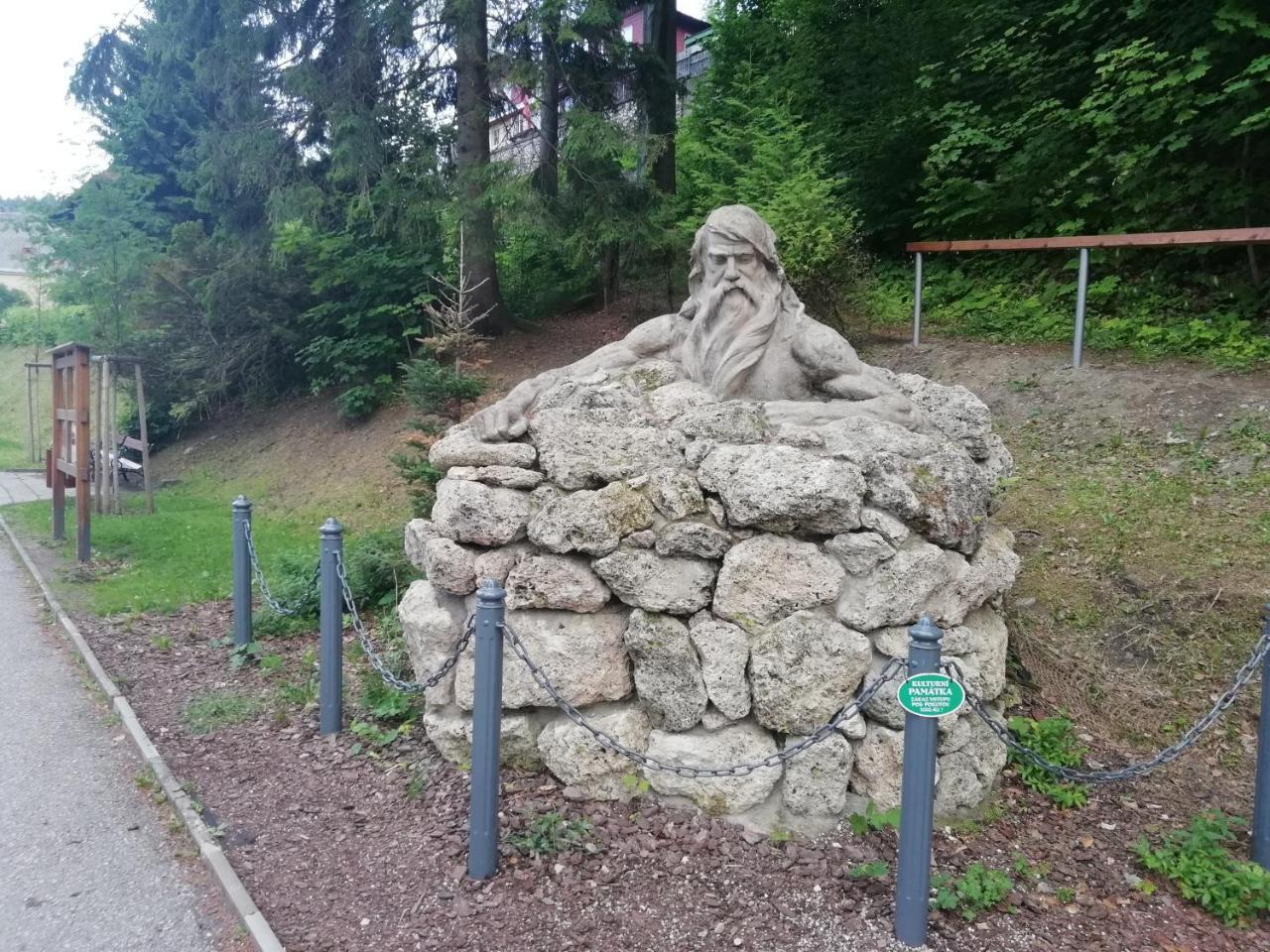 Apartman Jestrab 5 Janské Lázně Buitenkant foto